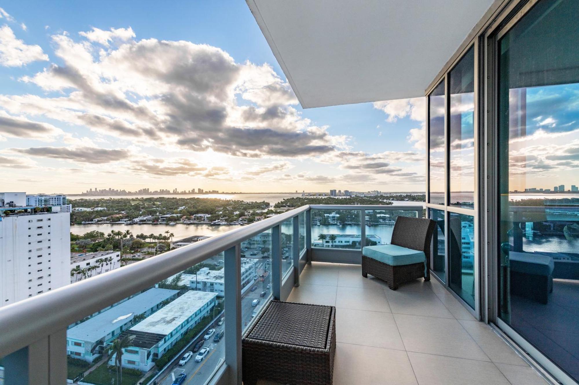 Churchill Suites Monte Carlo Miami Beach Ruang foto