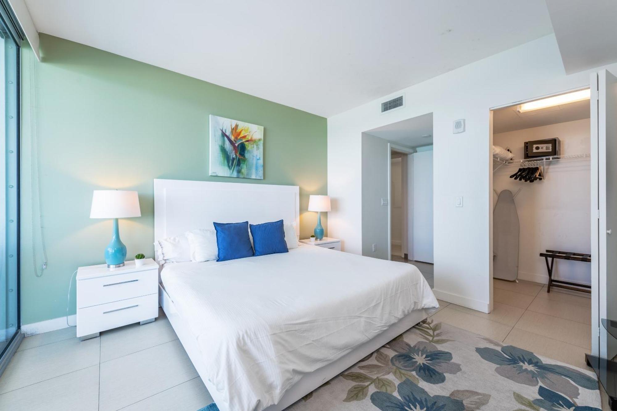 Churchill Suites Monte Carlo Miami Beach Ruang foto