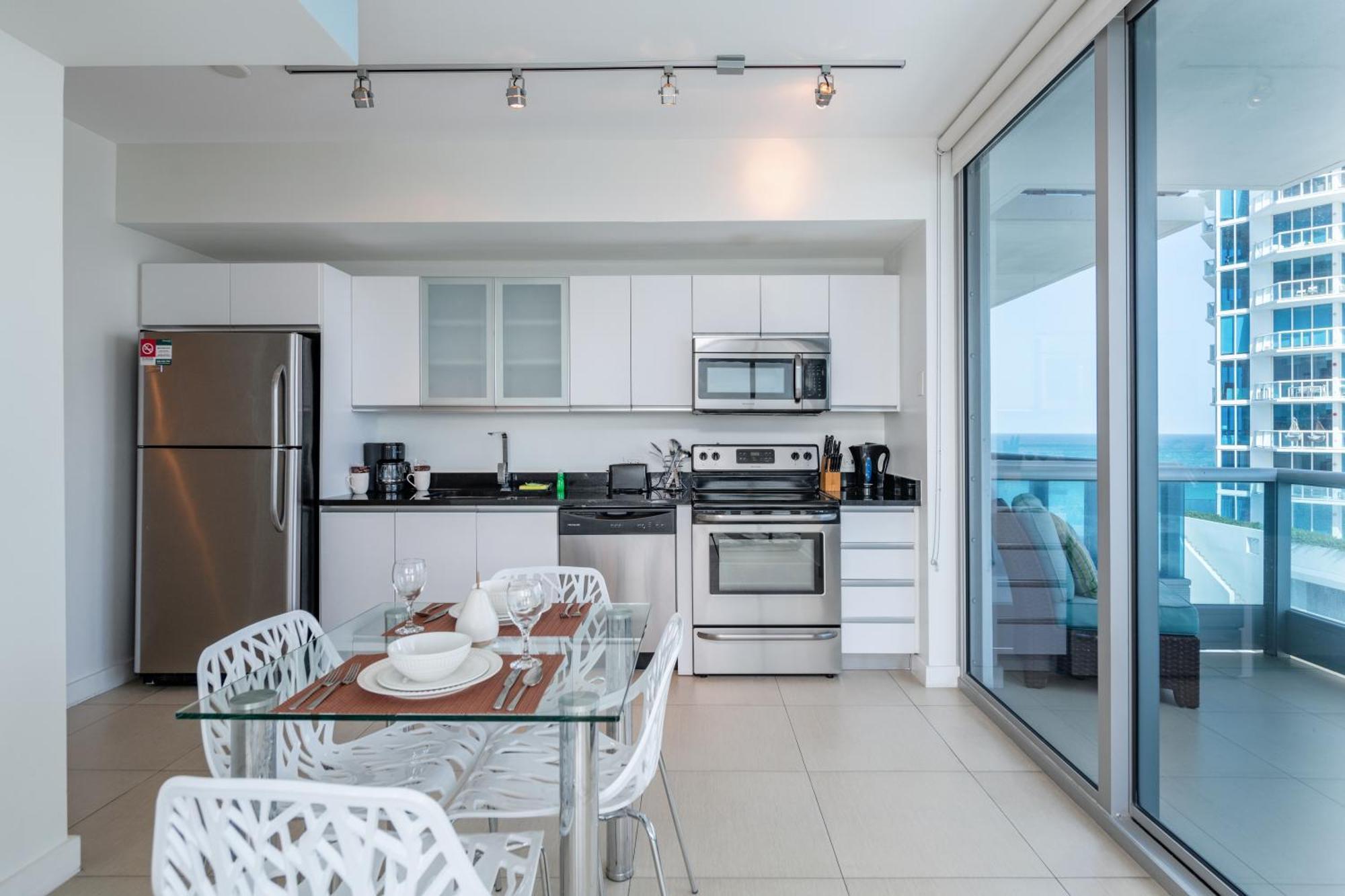 Churchill Suites Monte Carlo Miami Beach Ruang foto
